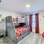 Luxury Thematic 4Br With Waterpark & Private Pool
